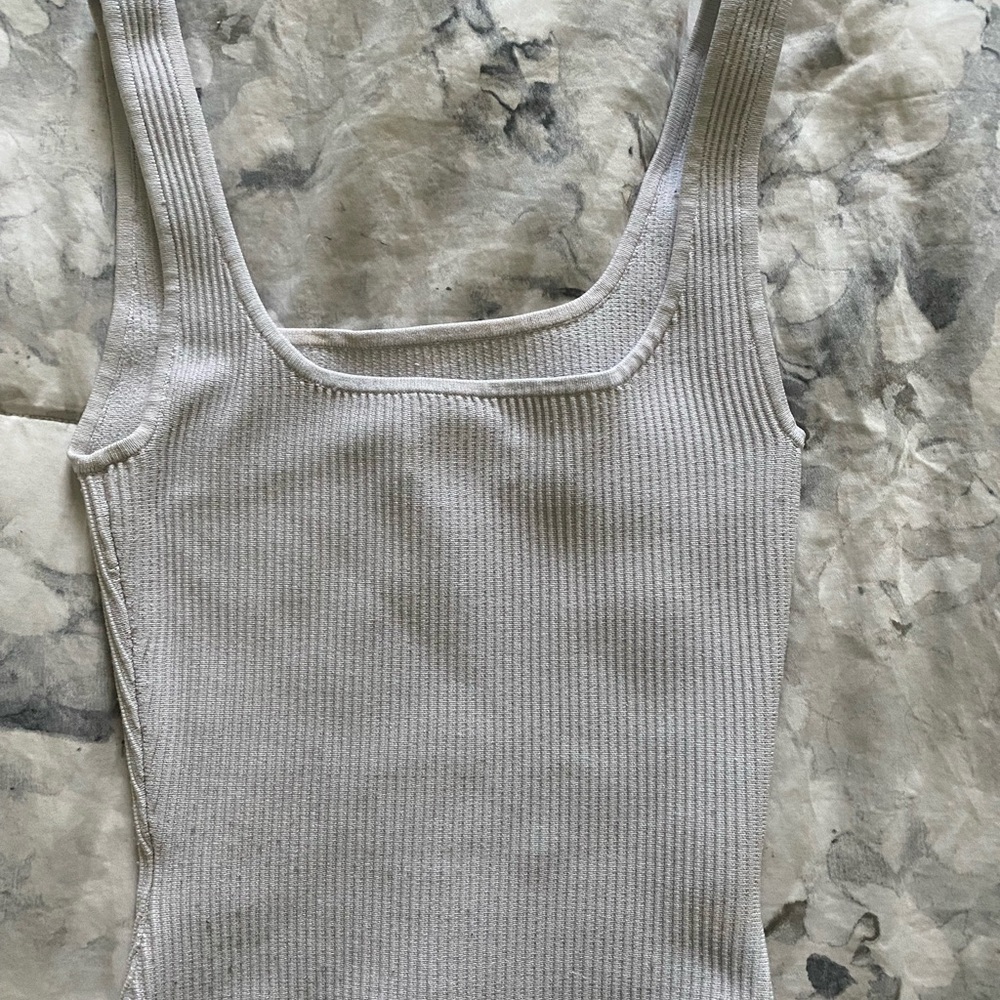 Two Aritzia Babaton shirts in XXS